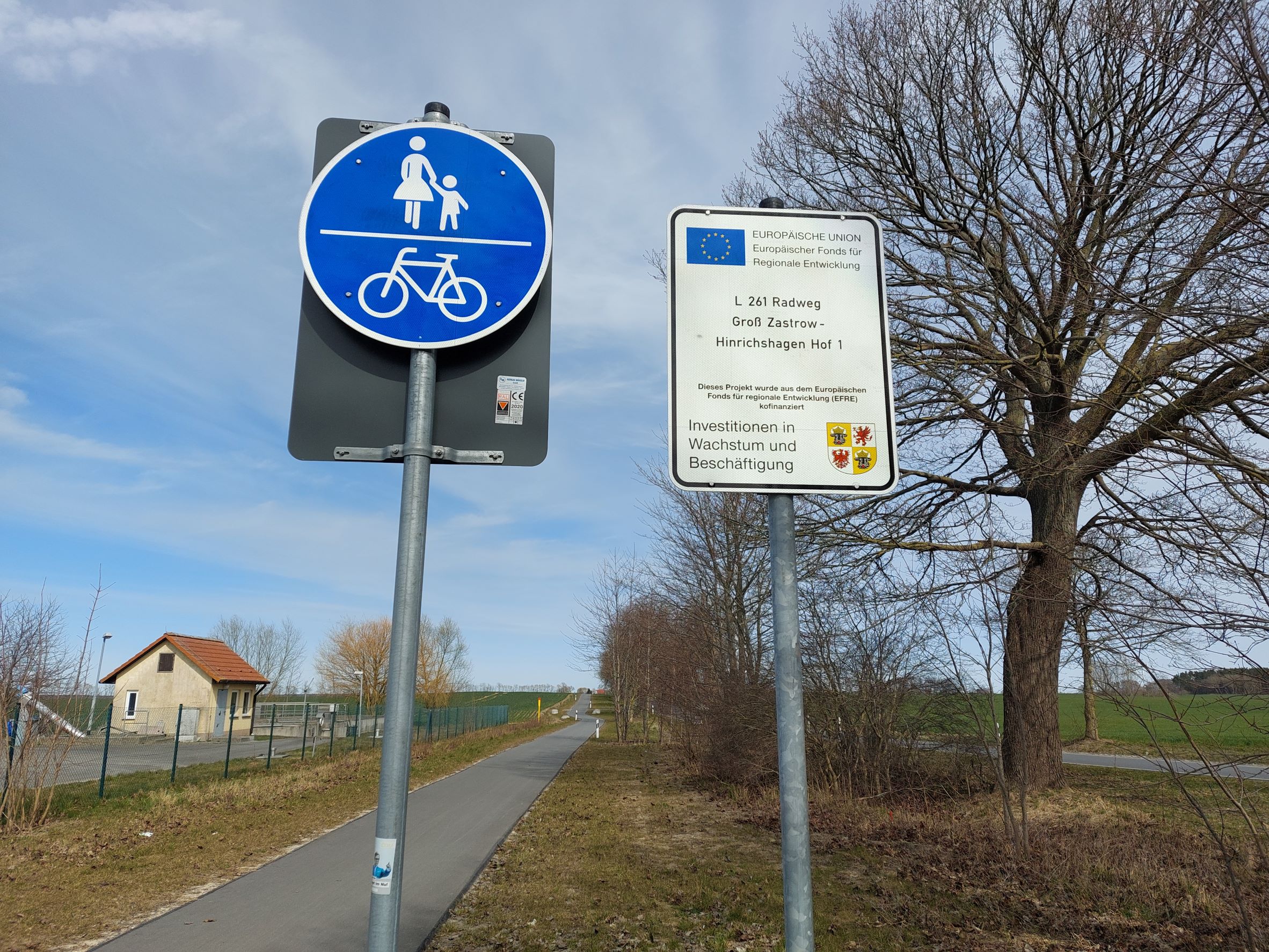 Radweg zwischen Groß Zastrow und Hinrichshagen Hof 1